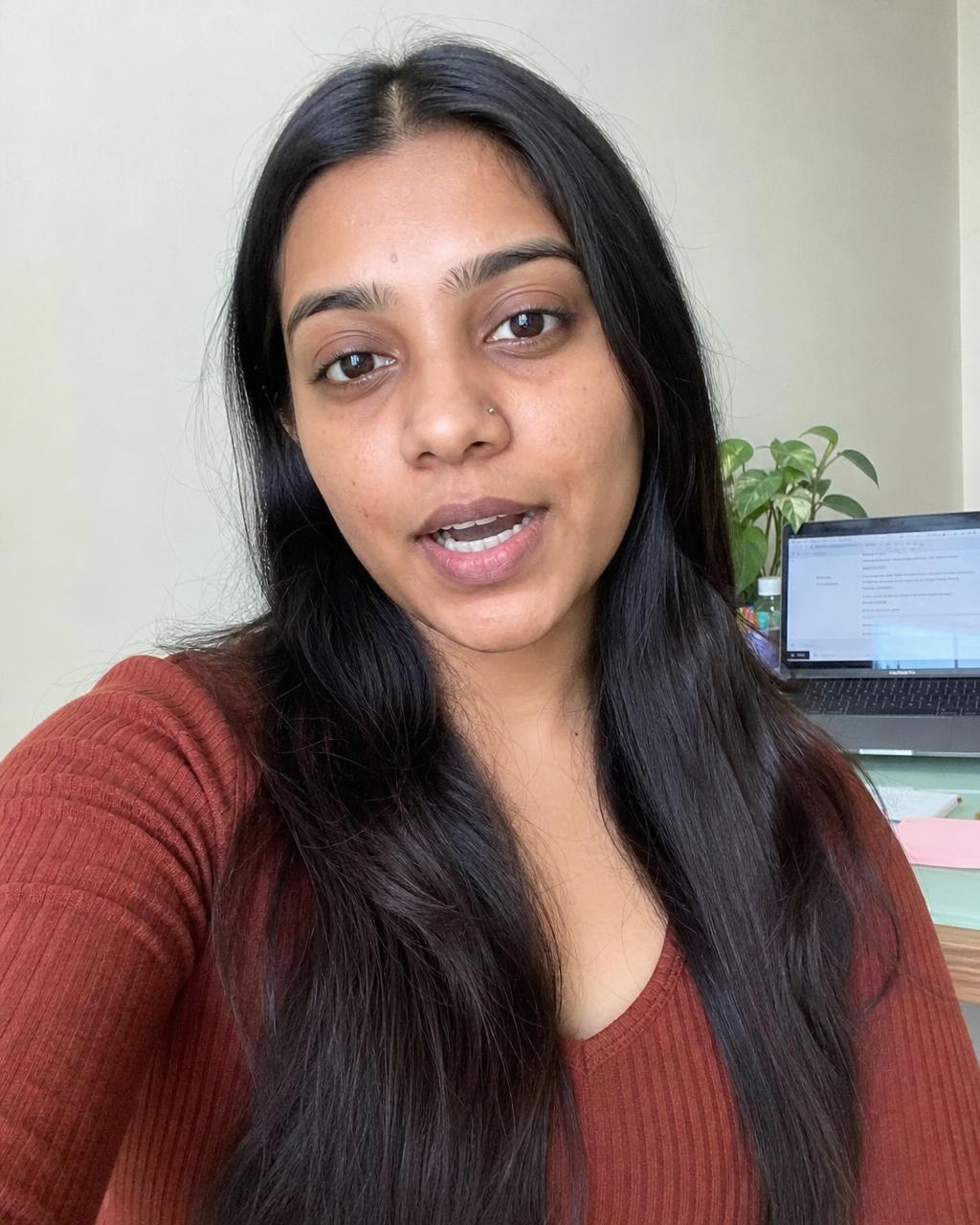 Porträt von Priya, einer Kreativ-Strategin